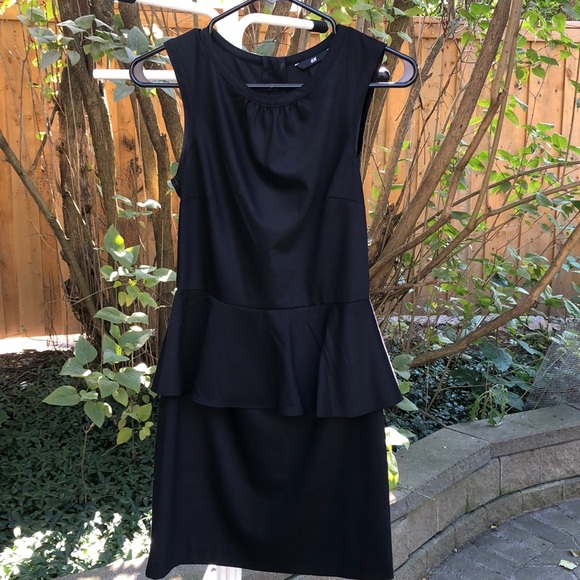 2/$30 Black over the knee peplum dress - Picture 1 of 4